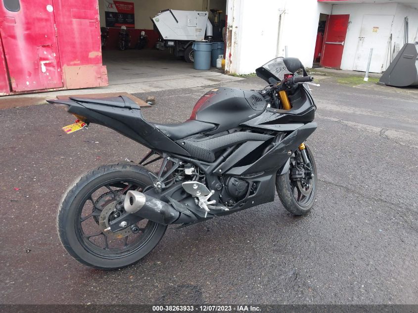 2019 YAMAHA YZFR3 A MH3RH18Y4KK001354