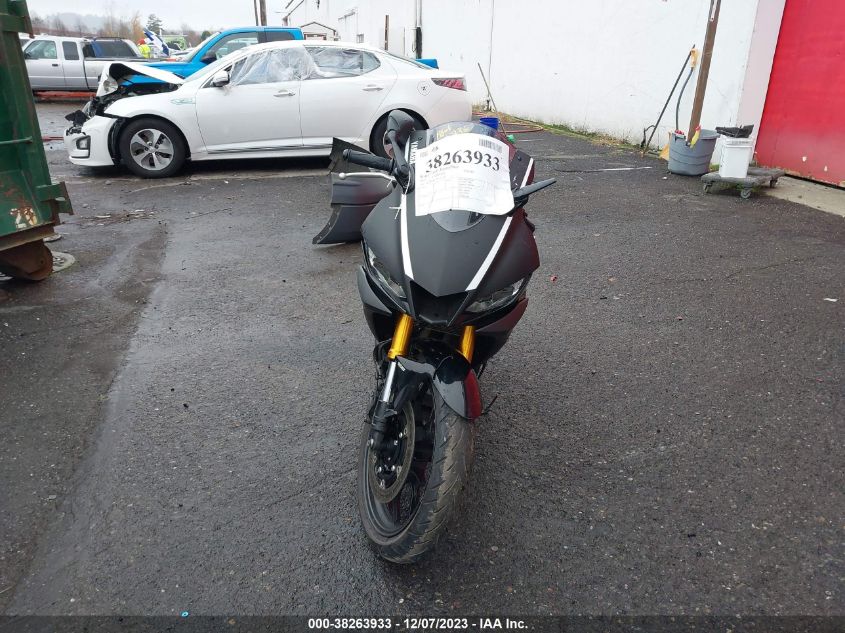 2019 YAMAHA YZFR3 A MH3RH18Y4KK001354