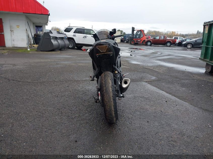2019 YAMAHA YZFR3 A MH3RH18Y4KK001354