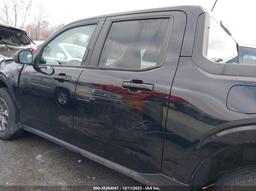 VIN 3FTTW8F93NRA12943 2022 FORD MAVERICK XLT