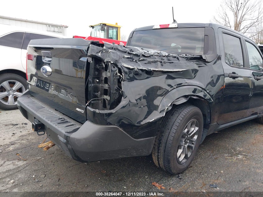 VIN 3FTTW8F93NRA12943 2022 FORD MAVERICK XLT