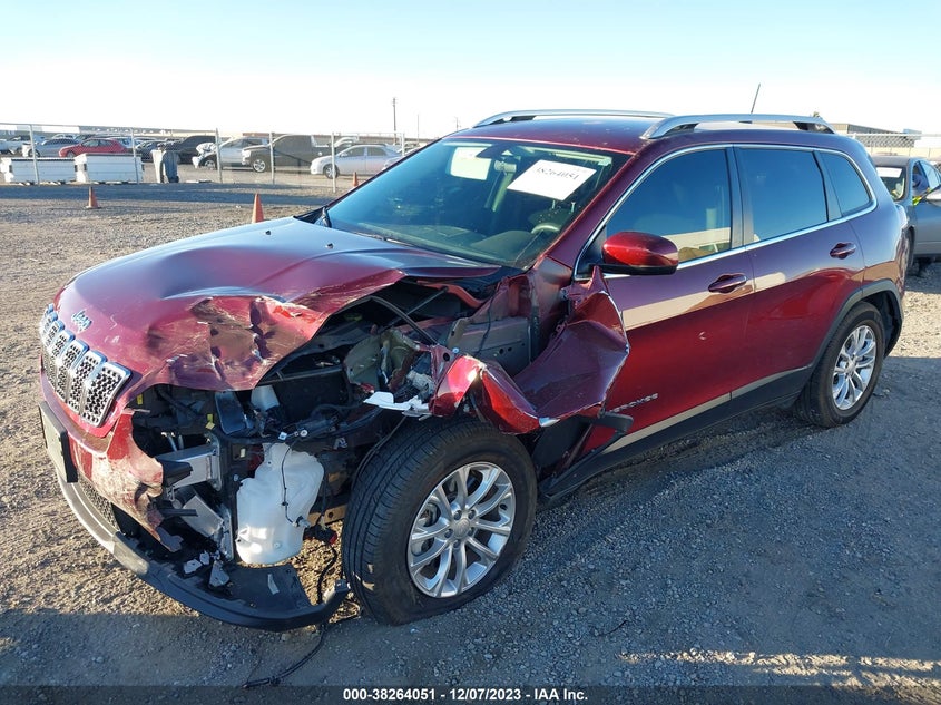 VIN 1C4PJMCX6KD219357 2019 JEEP CHEROKEE LATITUDE 4X4