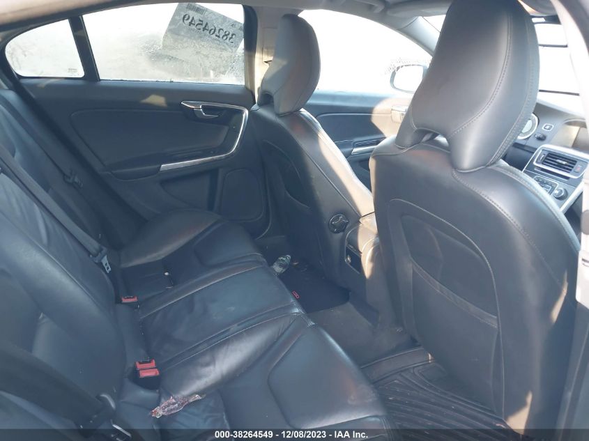 2013 VOLVO S60 T5 - YV1612FS1D2182677
