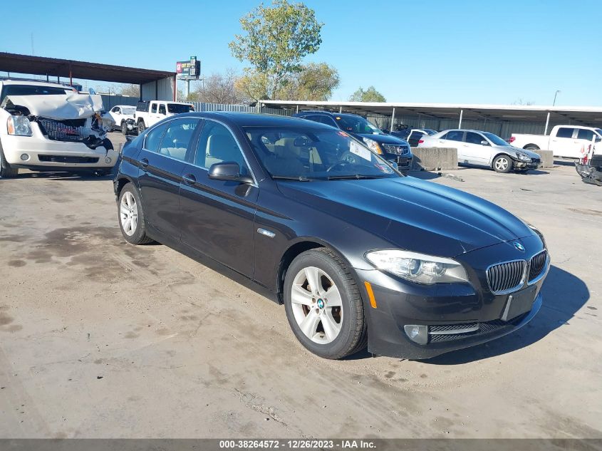 2013 BMW 528I XDRIVE - WBAXH5C59DDW15900