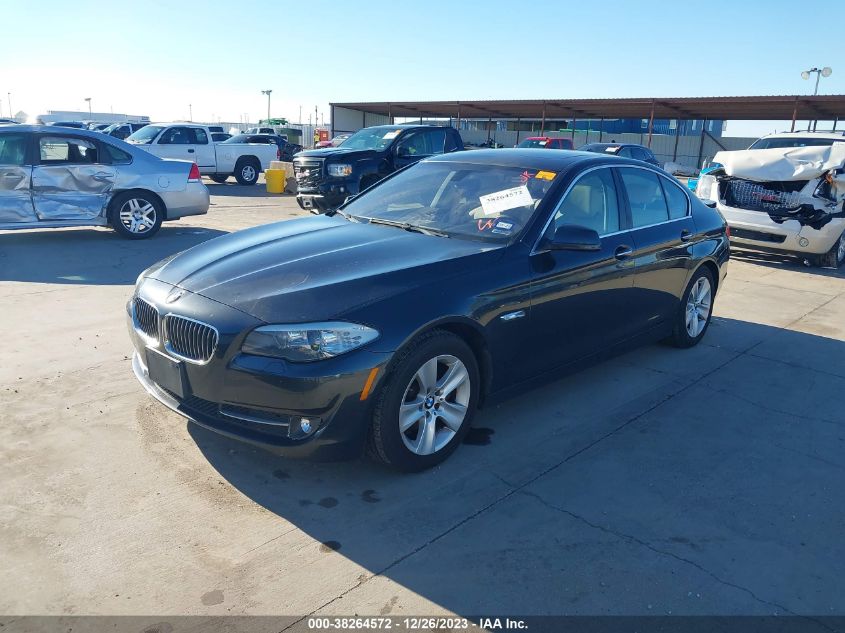 2013 BMW 528I XDRIVE - WBAXH5C59DDW15900