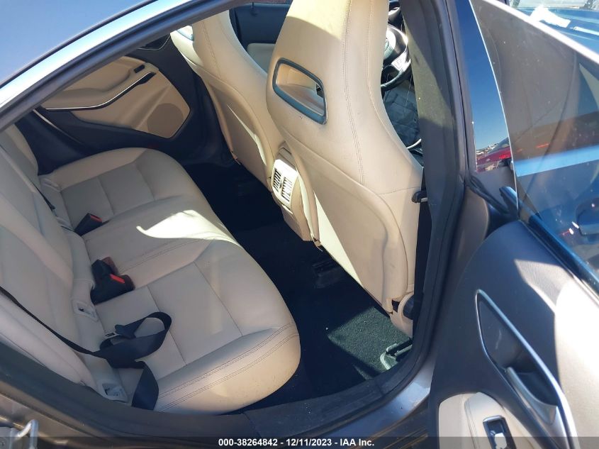 2017 MERCEDES-BENZ C 300 - WDDWJ4JB5HF372978