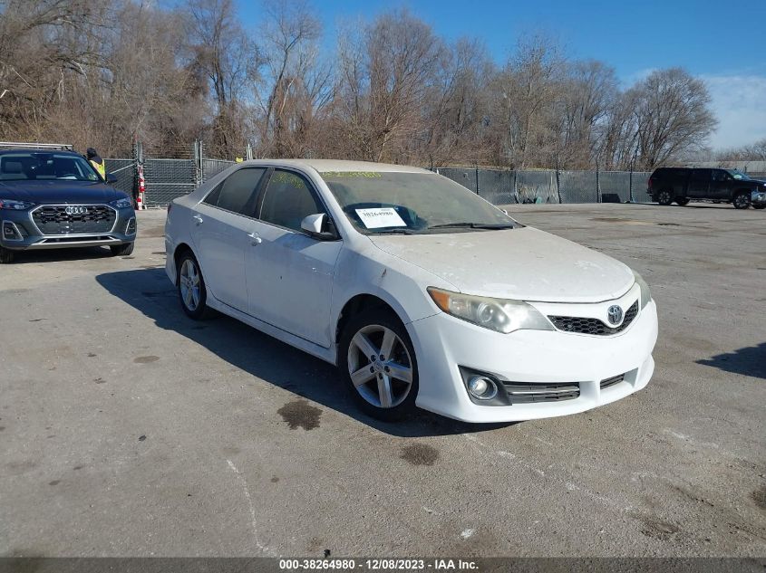 2014 TOYOTA CAMRY SE - 4T1BF1FK7EU311605