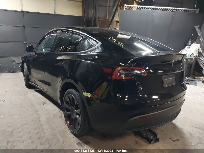 2023 TESLA MODEL Y AWD/LONG RANGE DUAL MOTOR ALL-WHEEL DRIVE - 7SAYGDEE5PA043724