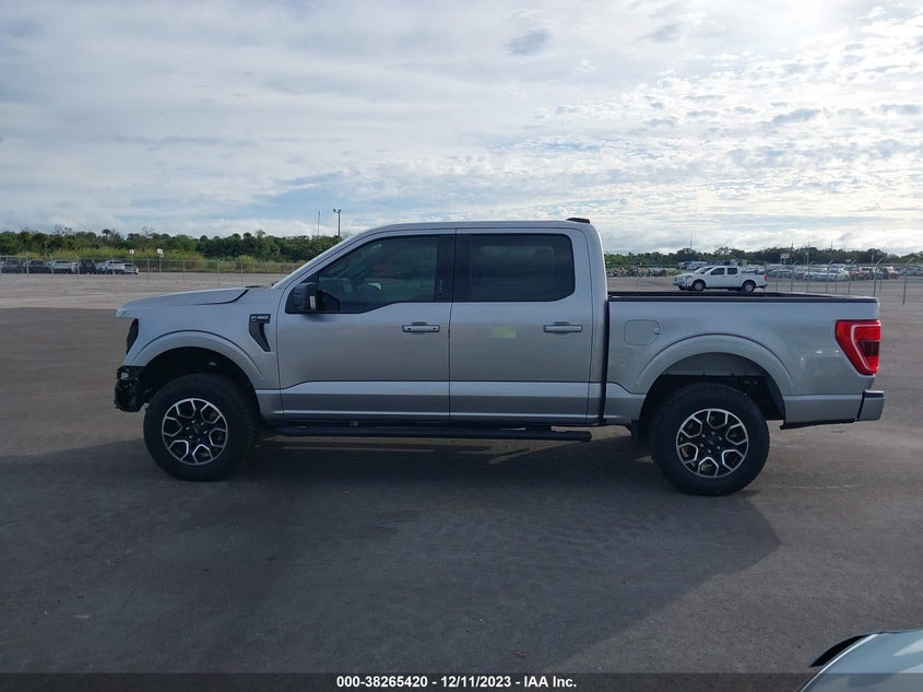 VIN 1FTFW1E80NFB35965 2022 FORD F-150 XLT