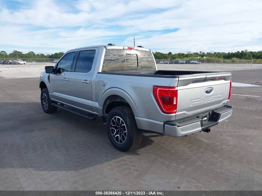 VIN 1FTFW1E80NFB35965 2022 FORD F-150 XLT