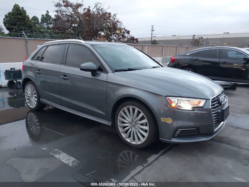 WAUUPBFF9HA040651 AUDI A3 E-TRON 1.4T PREMIUM 2017