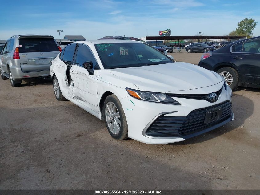 2022 TOYOTA CAMRY LE - 4T1C11AK2NU634728
