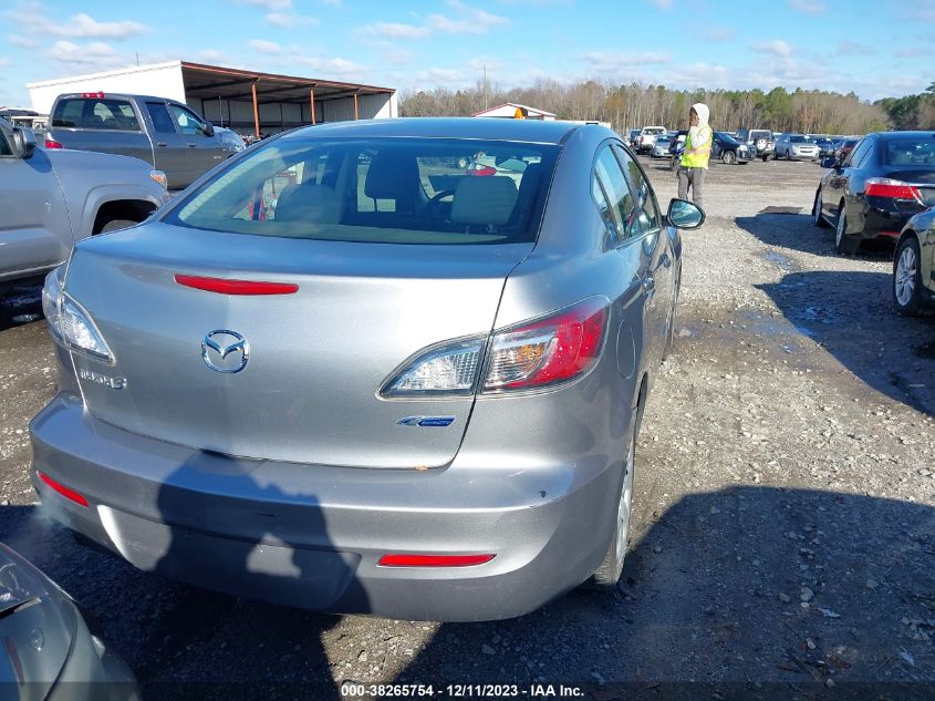 2013 MAZDA MAZDA3 I SPORT - JM1BL1U79D1834216