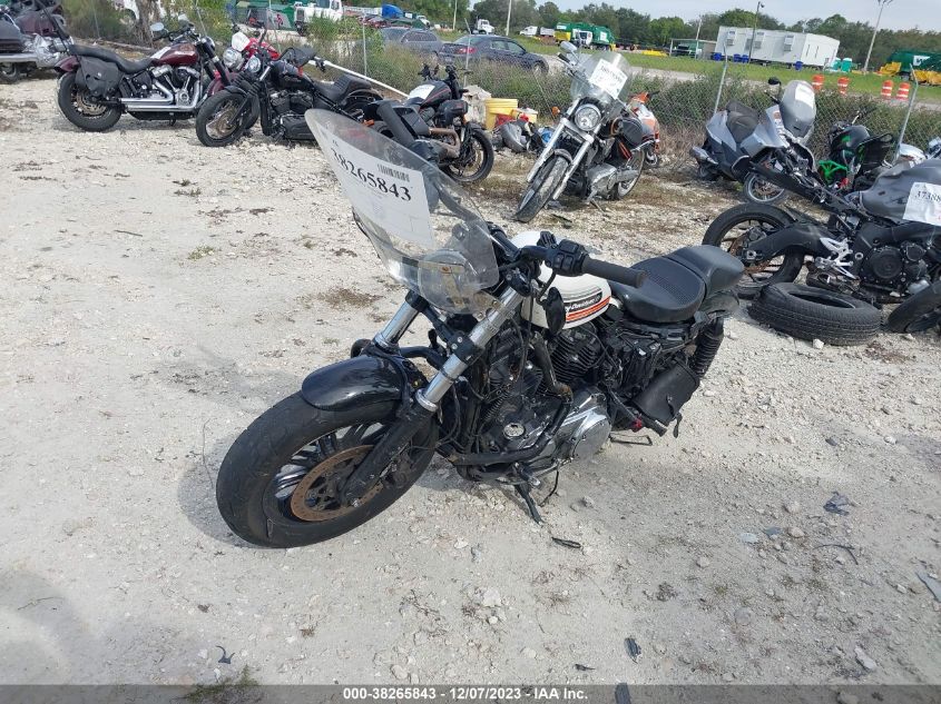 2018 HARLEY-DAVIDSON XL1200 XS - 1HD1LR329JC432954