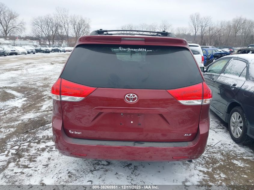 5TDYK3DC4CS259725 2012 TOYOTA SIENNA - Image 17