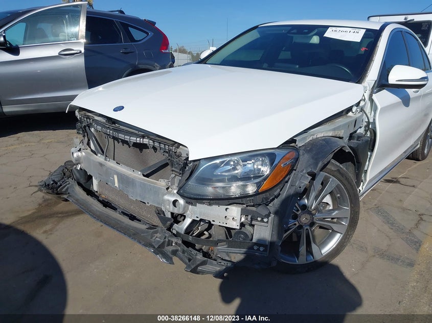 VIN 55SWF4JB6HU192374 2017 MERCEDES-BENZ C 300 LUXURY/SPORT