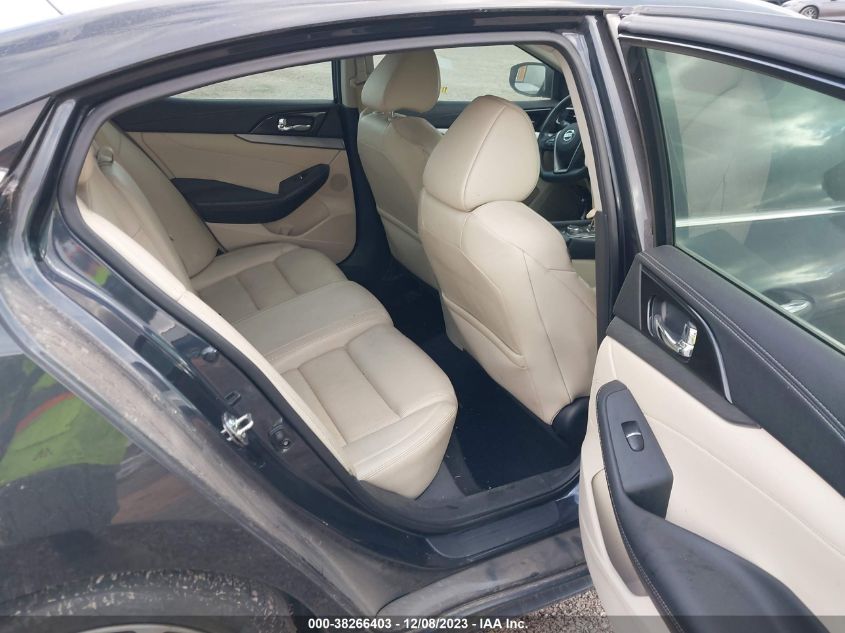 2017 NISSAN MAXIMA SV - 1N4AA6AP1HC407440