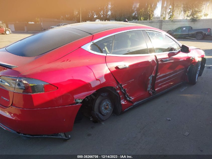 2015 TESLA MODEL S - 5YJSA1E26FF115914