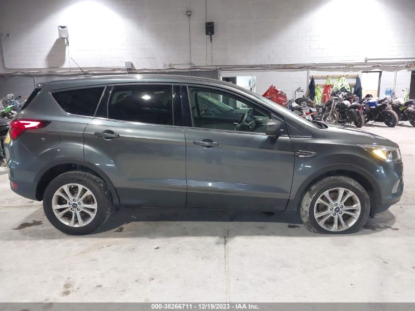 1FMCU9GD1KUB33128 2019 FORD ESCAPE, photo no. 13