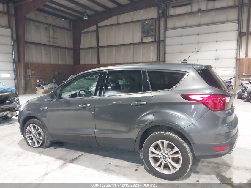 1FMCU9GD1KUB33128 2019 FORD ESCAPE, photo no. 14