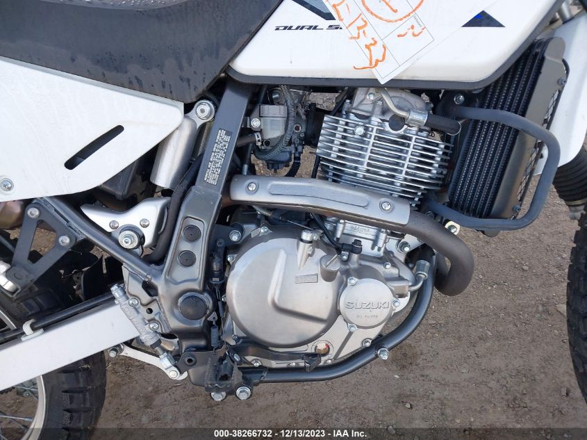 2021 SUZUKI DR650 SE JS1SP46D8M7100764