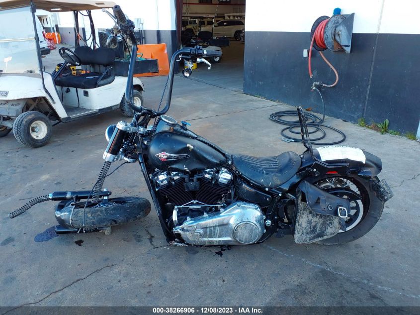 2019 HARLEY-DAVIDSON FLSL - 1HD1YDJ61KB056106