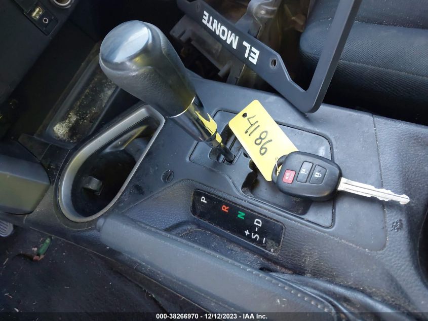 2017 TOYOTA RAV4 LE - 2T3ZFREV9HW335151