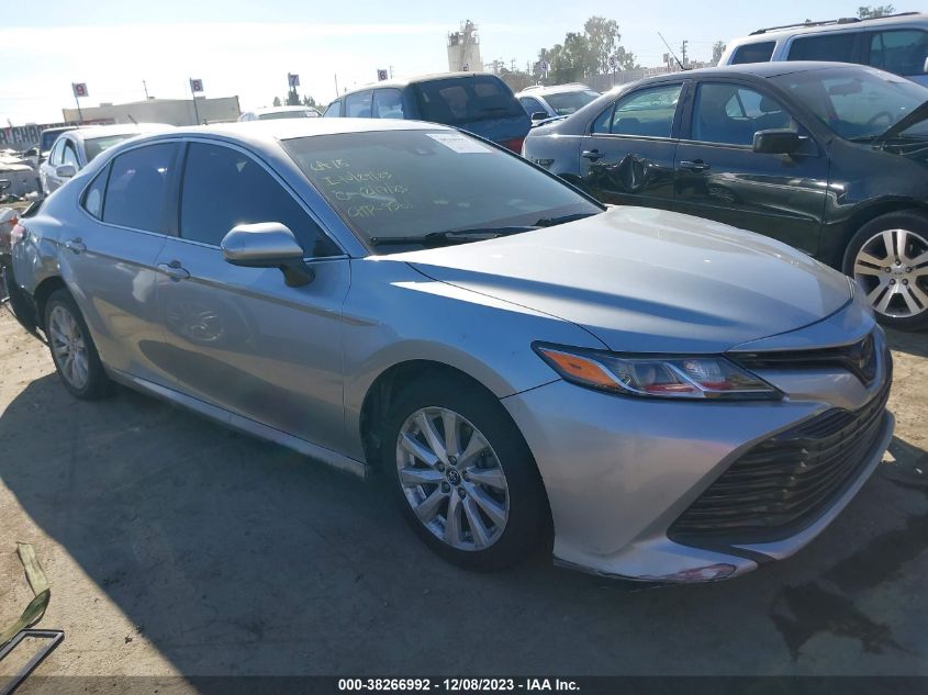 2018 TOYOTA CAMRY L/LE/XLE/SE/XSE - 4T1B11HK5JU07956