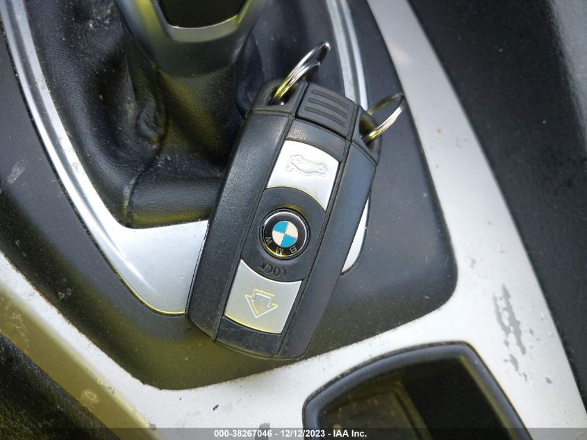 2015 BMW X1 SDRIVE28I - WBAVM1C59FV316576