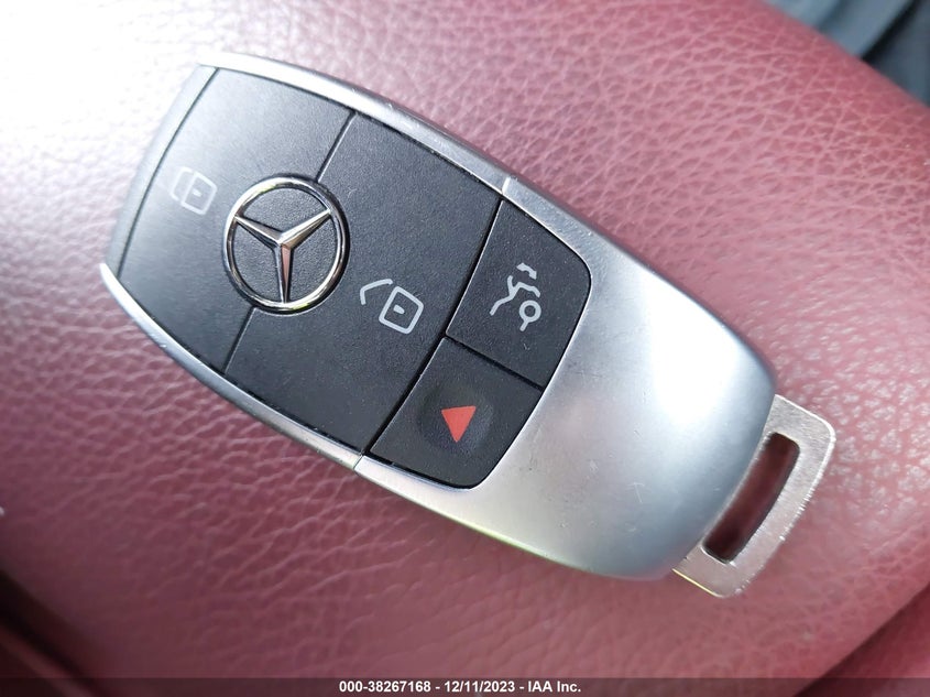 VIN 55SWF8DB6KU297412 2019 MERCEDES-BENZ C 300 300