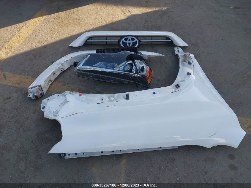 2022 TOYOTA 4RUNNER TRD SPORT - JTEAU5JR9N5252211