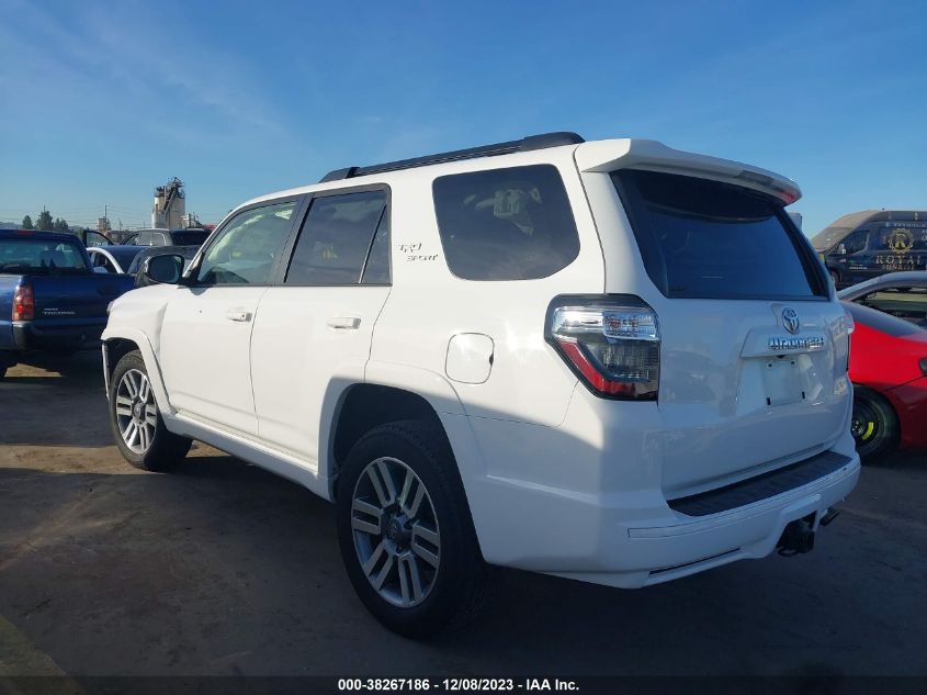 2022 TOYOTA 4RUNNER TRD SPORT - JTEAU5JR9N5252211