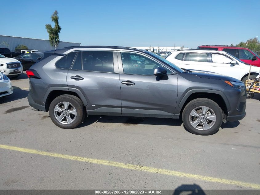 2022 TOYOTA RAV4 XLE - 4T3RWRFV3NU056353