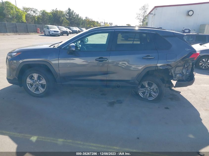 2022 TOYOTA RAV4 XLE - 4T3RWRFV3NU056353
