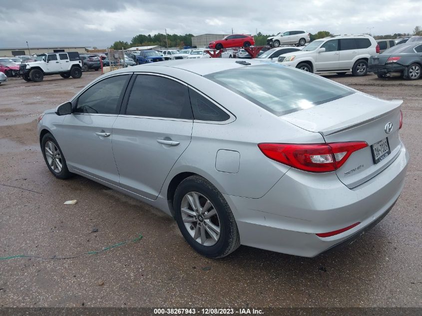 2016 HYUNDAI SONATA 2.4L SE - 5NPE24AF5GH347508