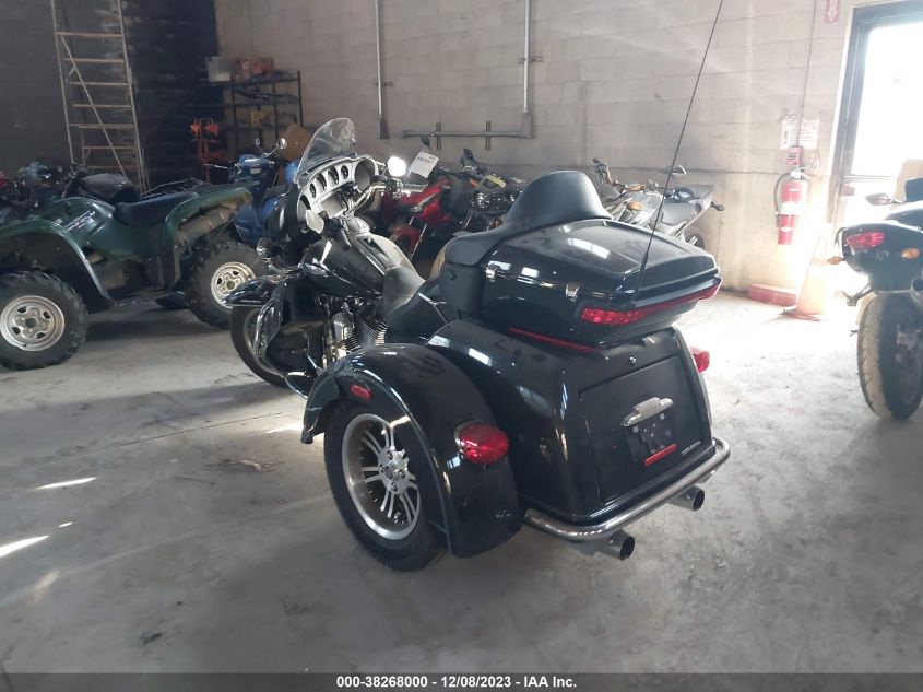 2015 HARLEY-DAVIDSON FLHTCUTG TRI GLIDE ULTRA 1HD1MAL13FB858254
