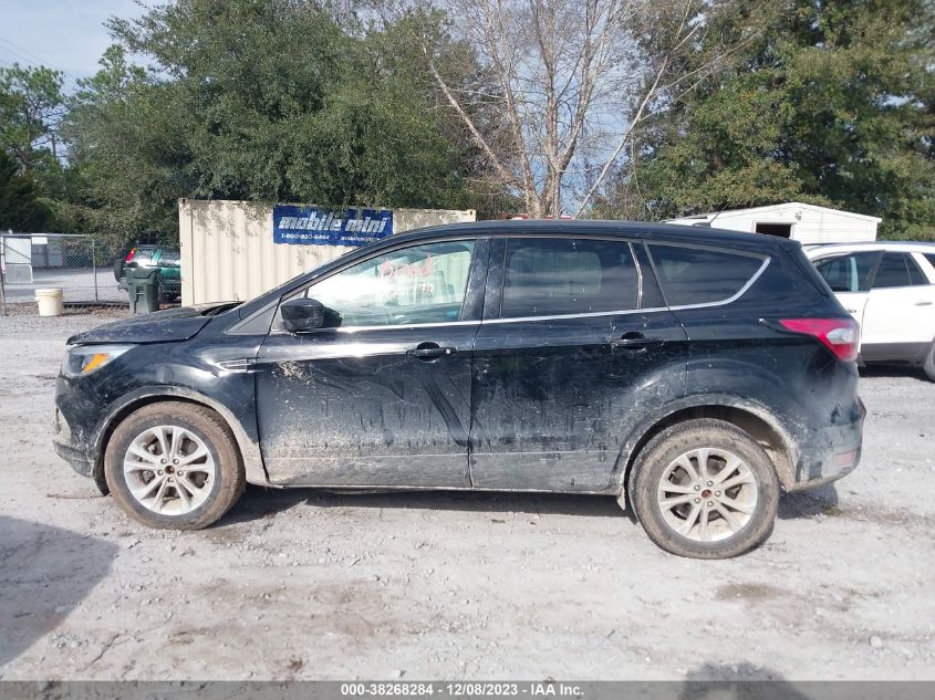 2017 FORD ESCAPE SE - 1FMCU9GD4HUD44218