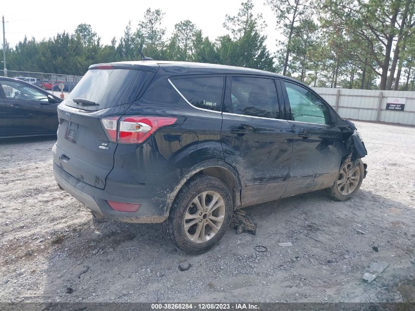 2017 FORD ESCAPE SE - 1FMCU9GD4HUD44218