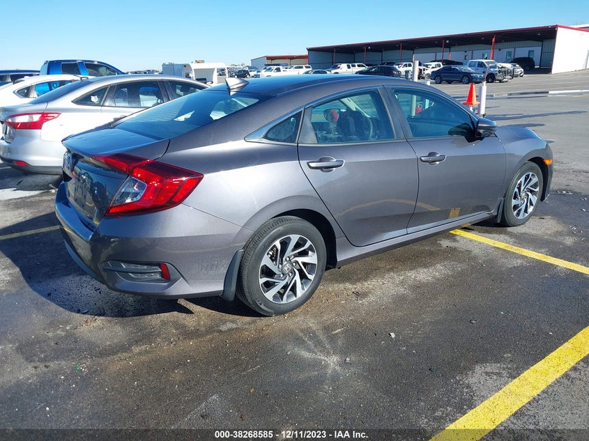 VIN 2HGFC2F77JH575132 2018 HONDA CIVIC EX