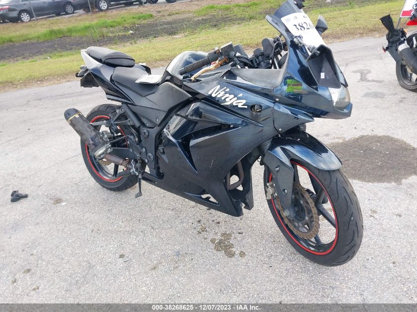 2011 KAWASAKI EX250 J - JKAEXMJ19BDA94159