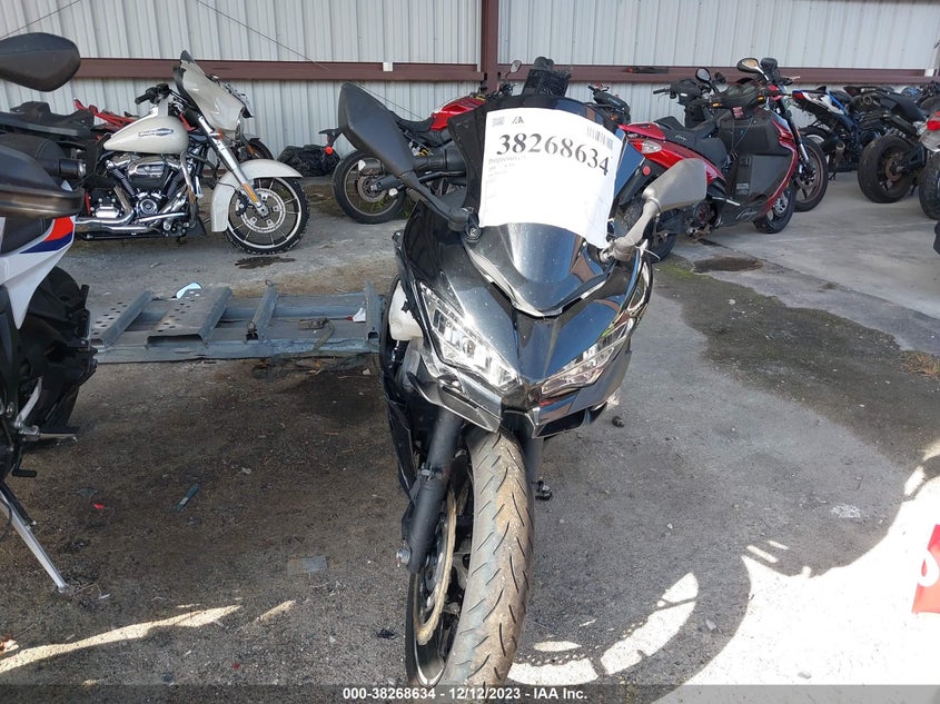 VIN JKAEXKG13JDA03381 2018 KAWASAKI EX400