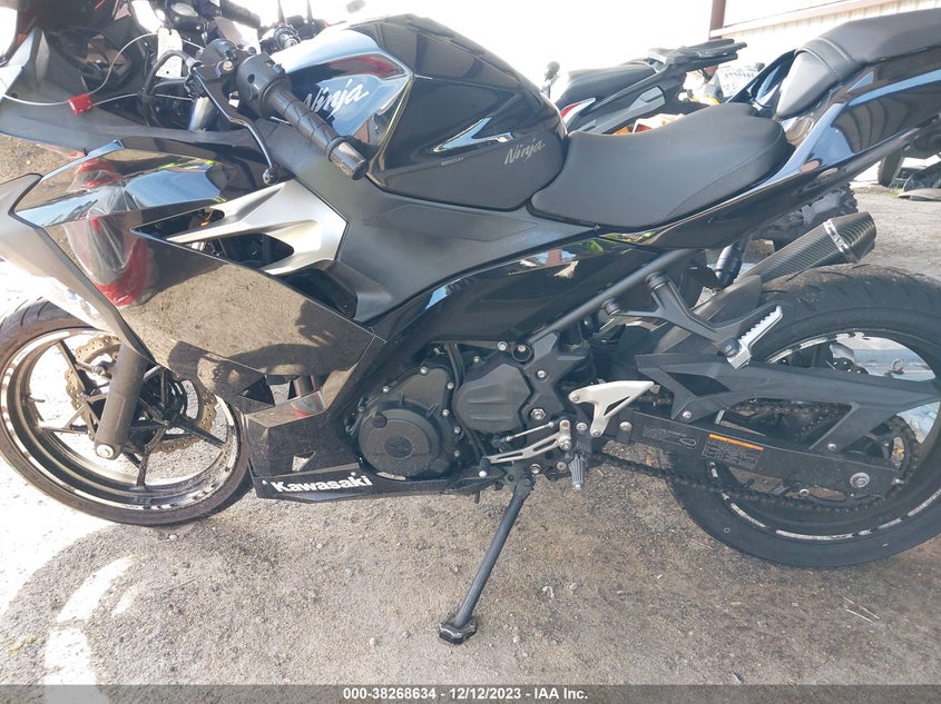 VIN JKAEXKG13JDA03381 2018 KAWASAKI EX400