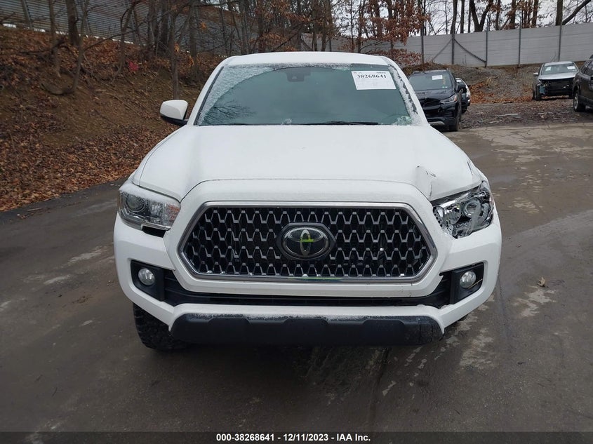 VIN 3TMDZ5BN5JM043583 2018 TOYOTA TACOMA TRD OFF ROAD