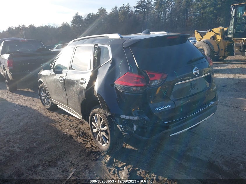 VIN KNMAT2MV1JP565105 2018 NISSAN ROGUE S/SV
