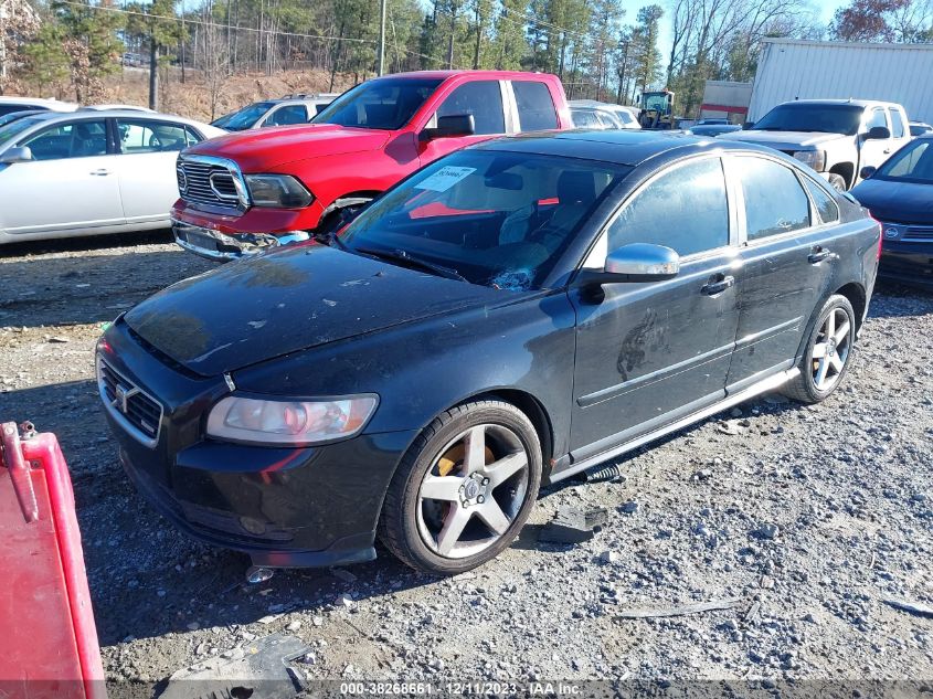 YV1672MS7A2509080 | 2010 VOLVO S40