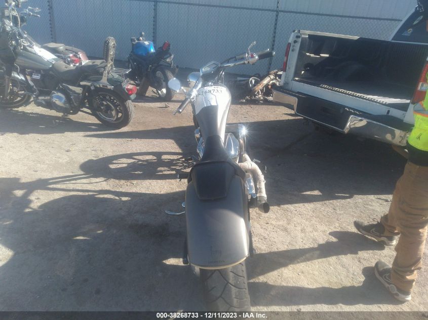 2010 HONDA VT1300 CX - JH2SC6159AK000637