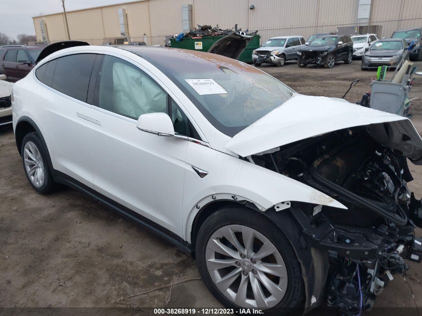 2021 TESLA MODEL X - 5YJXCDE24MS320372