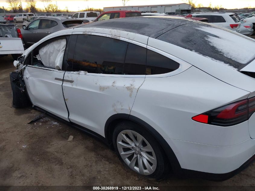 2021 TESLA MODEL X - 5YJXCDE24MS320372