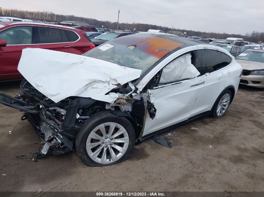 2021 TESLA MODEL X - 5YJXCDE24MS320372