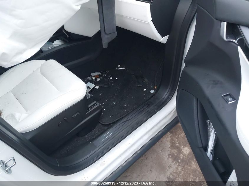2021 TESLA MODEL X - 5YJXCDE24MS320372